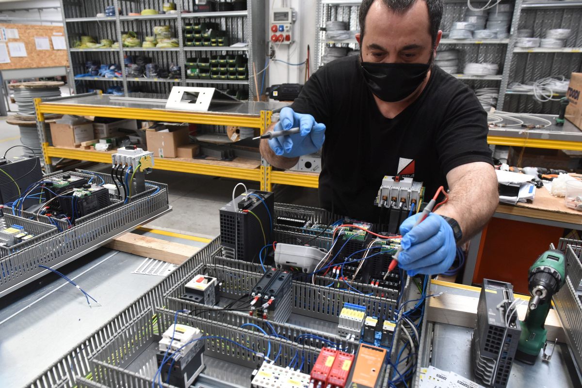 ROMA (ITALPRESS) - Nel quarto trimestre 2020 l'input di lavoro misurato in termini di Ula (Unità di...