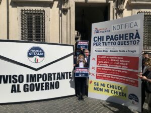 ROMA (ITALPRESS) - "Non vedo discontinuità, al netto di cose che era imbarazzante non fare, come la...