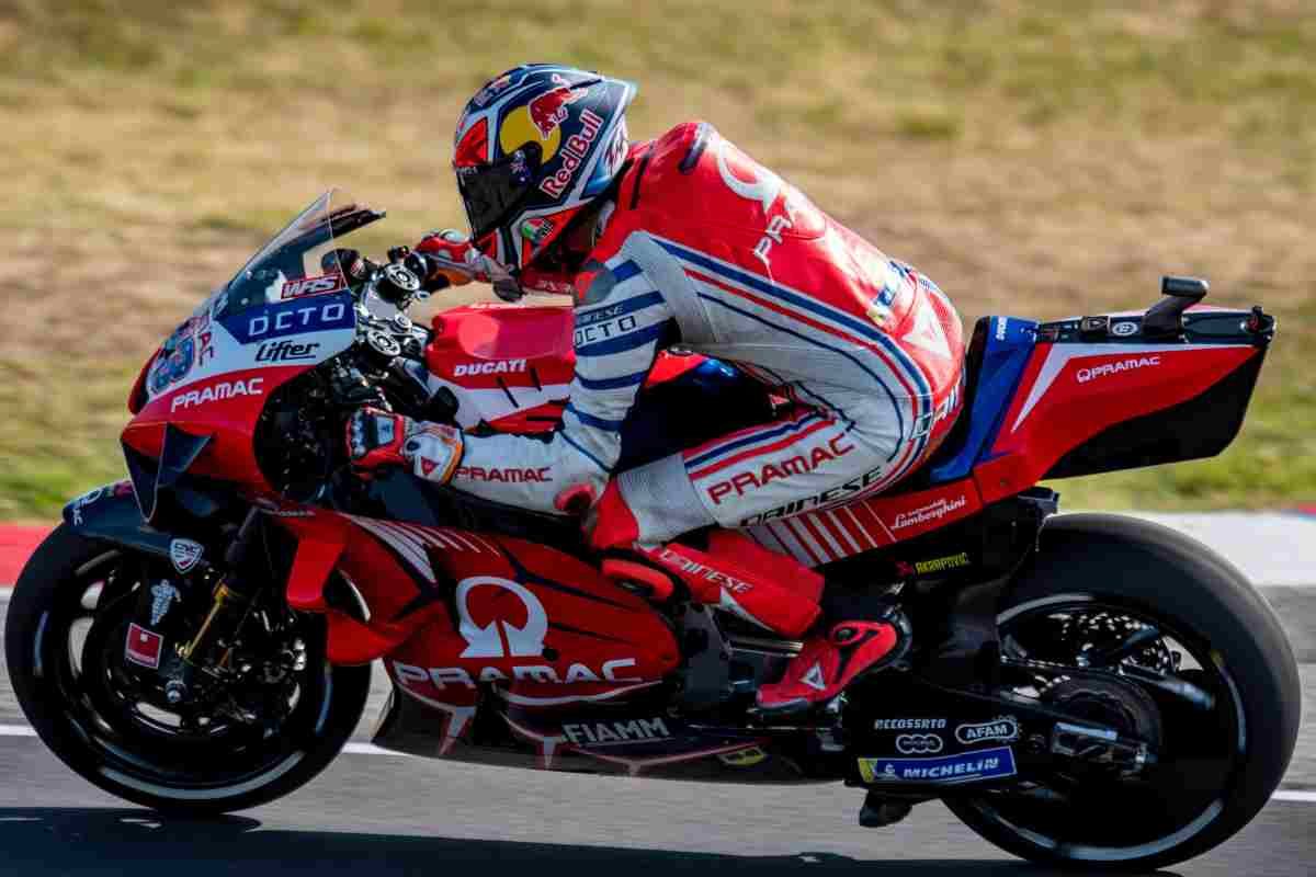 LOSAIL (QATAR) (ITALPRESS) - La Ducati sorride dopo il venerdì di prove libere nel Gran Premio di...