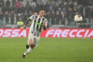Bernardeschi positivo asintomatico al Covid-19