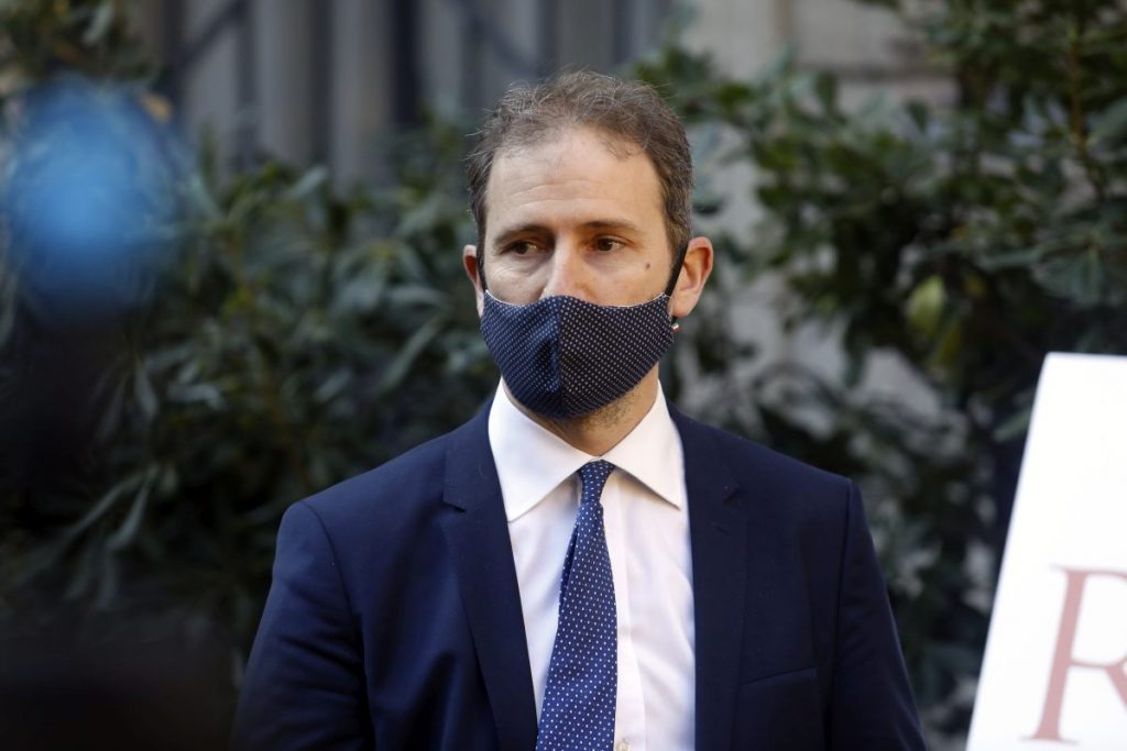 Le strade del M5S e dell’Associazione Rousseau si separano