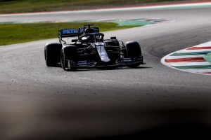 MONTMELO' (SPAGNA) (ITALPRESS) - Lewis Hamilton ha realizzato il miglior tempo del venerdì di libere...