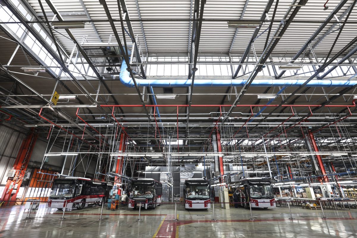 ROMA (ITALPRESS) - A marzo l'Istat stima che il fatturato dell'industria, al netto dei fattori...