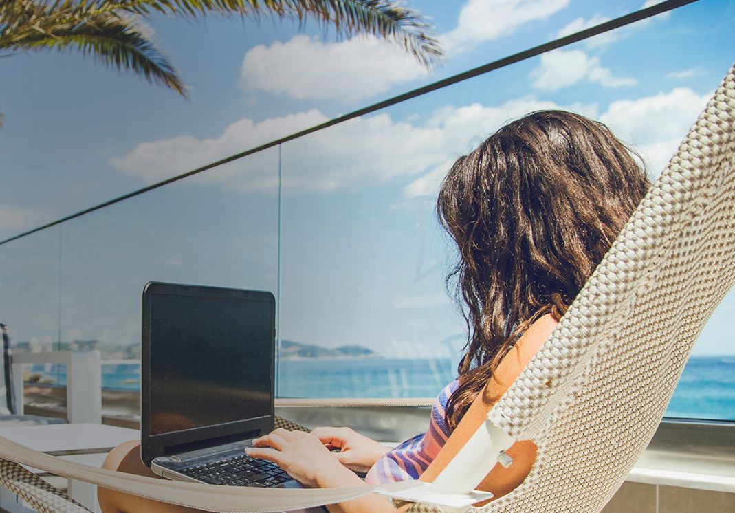 ROMA (ITALPRESS) - Possedere una seconda casa, vicino al mare, al lago o in montagna, è il sogno di...