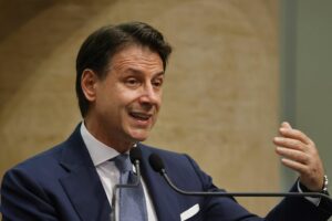 M5S, Conte “Cambierà volto, basta personalismi”