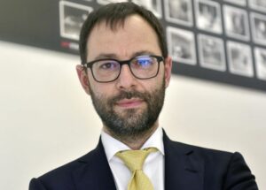 M5s, Patuanelli “Doveroso vi siano volti nuovi”