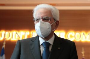 NAPOLI (ITALPRESS) - "Libertà, coesione sociale, condivisione della sicurezza collettiva, rispetto...