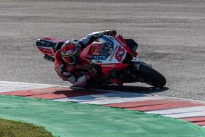MISANO ADRIATICO (ITALPRESS) - Francesco Bagnaia concede il bis nel GP di San Marino. Dopo la prima...