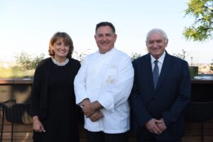 Nella foto: il maestro pasticciere Sal de Riso (in centro); Mariangela Grosoli, presidente Consorzio...