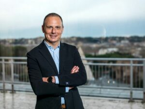 RIMINI (ITALPRESS) - Gestisce l'intero ciclo dell'acqua per nove milioni di cittadini in cinque...