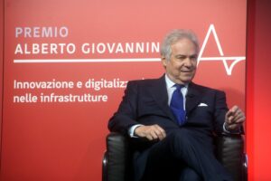 MILANO (ITALPRESS) - "Ogni anno nel mondo assumiamo in media 4.000 giovani under 30. Per i prossimi...