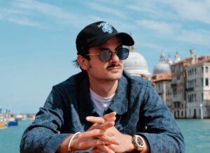 ROMA (ITALPRESS) - Hanno preso il via le riprese di "Con chi viaggi", nuovo film degli YouNuts!...