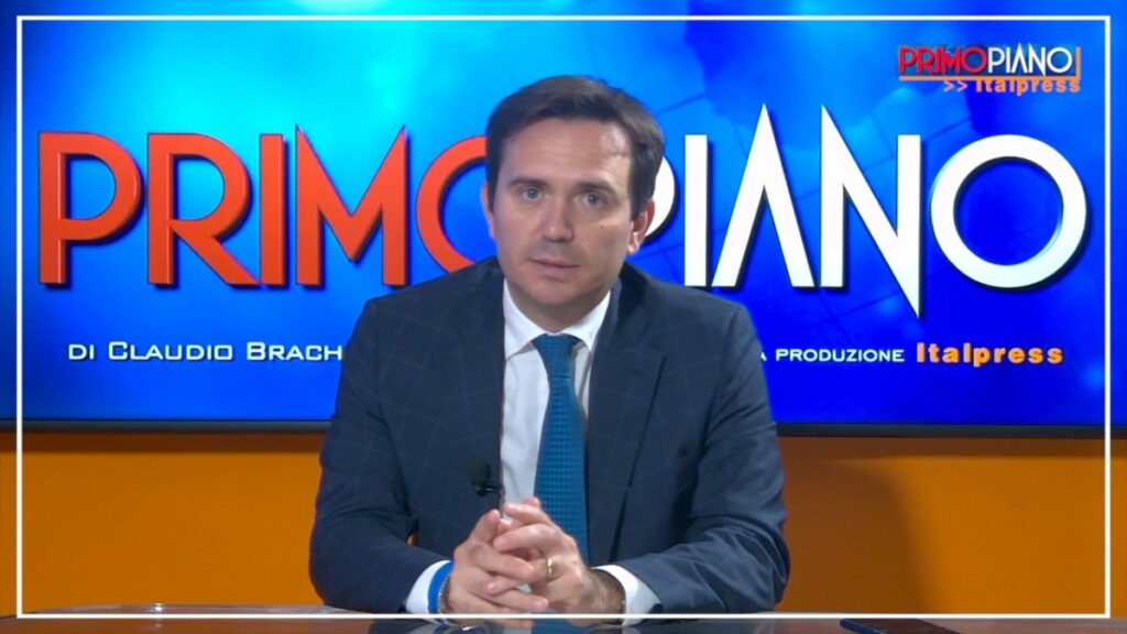 Cattaneo “Berlusconi al Quirinale ed elezioni a marzo 2023”