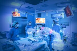 MILANO (ITALPRESS) - CMR Surgical (CMR) - azienda internazionale di chirurgia robotica, ha...
