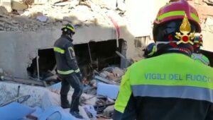 RAVANUSA (AGRIGENTO) (ITALPRESS) - Proseguono le ricerche degli ultimi due dispersi della tragedia...