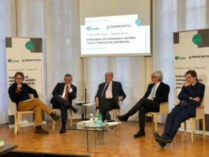 ROMA (ITALPRESS) - Paura e pessimismo sull'evoluzione della pandemia nei prossimi dodici mesi...