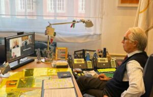 ROMA (ITALPRESS) - Un incontro cordiale terminato con l'auspicio di incontrarsi presto di persona...