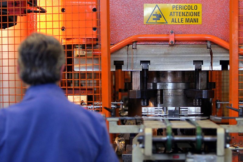 ROMA (ITALPRESS) - Le assunzioni attivate dai datori di lavoro privati fino a ottobre 2021 sono...