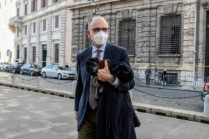 ROMA (ITALPRESS) - "Proporre la candidatura della seconda carica dello Stato, insieme...