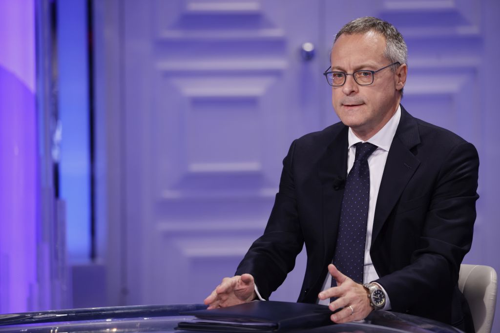 ROMA (ITALPRESS) - «Era chiaro che prima o poi le banche centrali avrebbero tirato una riga. In...