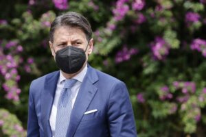 Conte “Ora serve un Recovery di guerra”