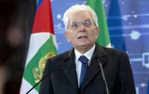 SERGIO MATTARELLA ROMA – “Ci troviamo nella situazione grave e inedita di un Paese potente che...