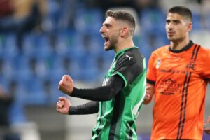 REGGIO EMILIA – Quattro reti del Sassuolo allo Spezia nella prima gara della 30^ giornata. Al Mapei...