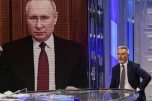 LORENZO GUERINI MINISTRO DIFESA SULLO SCHERMO VLADIMIR PUTIN ROMA – “Lorenzo Guerini è uno dei...