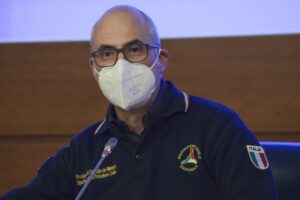 Curcio “Regioni sotto pressione per i profughi, ipotesi spostamenti”