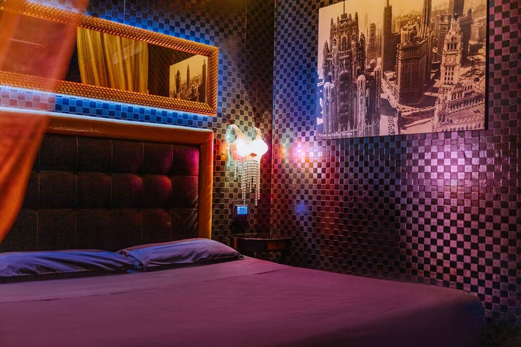 Positivo al Covid va in motel con l’amante
