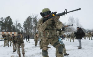 Ukrainian Territorial Defense reservists conduct military exercise near Kiev