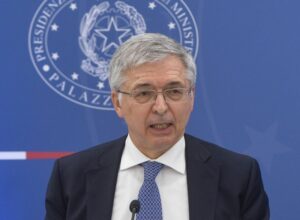 ROMA – “E’ evidente che la trasformazione ambientale richiede ai moltissimi operatori di riorientare...