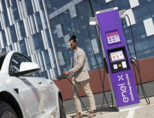Accordo tra Enel X Way e Q8 per diffusione della mobilità elettrica