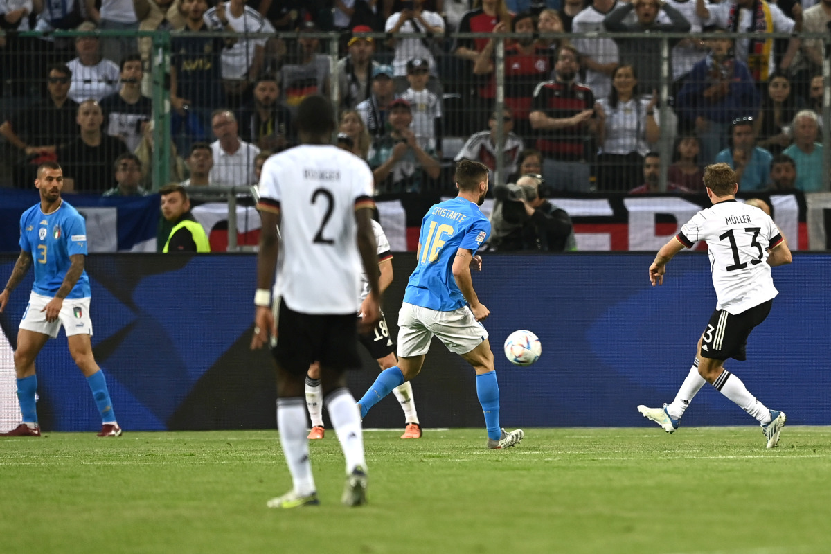 Azzurri travolti a Moenchengladbach, Germania-Italia 5-2