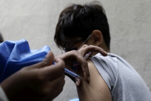 Covid, 83.555 nuovi positivi, 69 vittime nelle ultime 24 ore