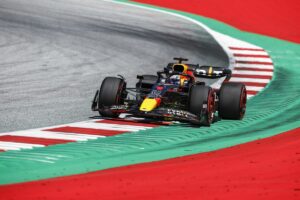 Gp Austria, pole Verstappen su Leclerc per la gara sprint