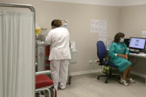 Covid, oltre 23.699 nuovi casi e 104 i decessi