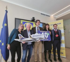 Ryanair aggiunge un aereo in più e programma 650 voli per l’operativo estivo a Catania