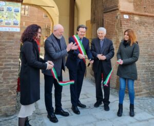 Il Castello Lambertini e la sua imponente torre risplendono nuovamente a Poggio Renatico