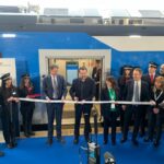 Il nuovo treno ibrido Intercity collega Reggio Calabria a Taranto
