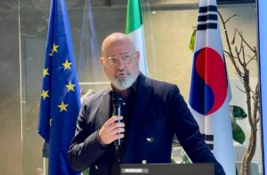 Bonaccini e Colla visitano la Corea del Sud
