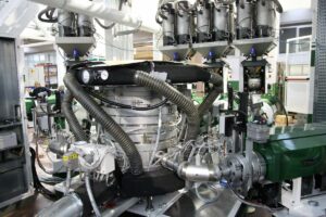 Il Presidente della Regione Lombardia, Roberto Maroni, ha visitato la ditta Macchi che si occupa...