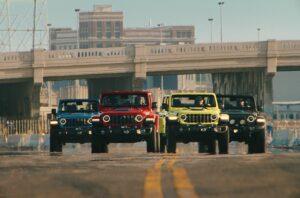 Il marchio Jeep presenta la nuova Jeep Wrangler 2024 e la Jeep Wrangler 4xe con una campagna di...