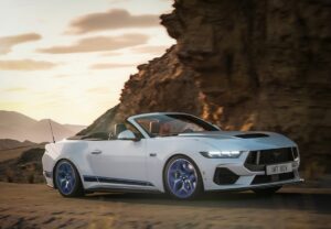 Ford Mustang celebra oggi il suo 60° anniversario, un evento molto atteso dai fan in tutto il mondo...