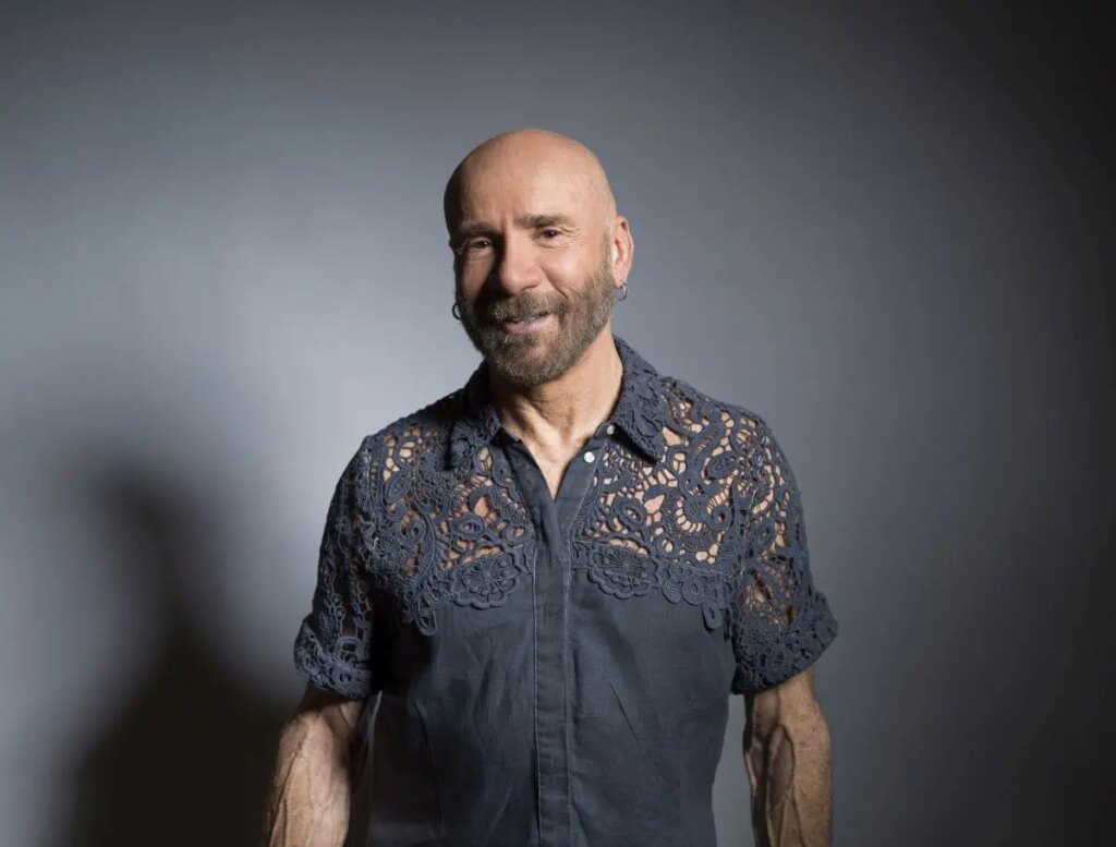 Il ritorno di Mario Venuti con il nuovo album “Tra la carne e il cielo”