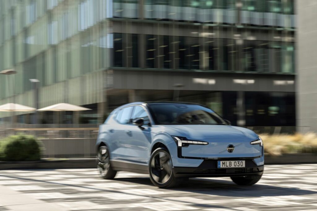 Volvo EX30 vince il Car Design Award 2024