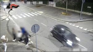 31enne di Milano sfregiato durante aggressione, emesse due misure cautelari