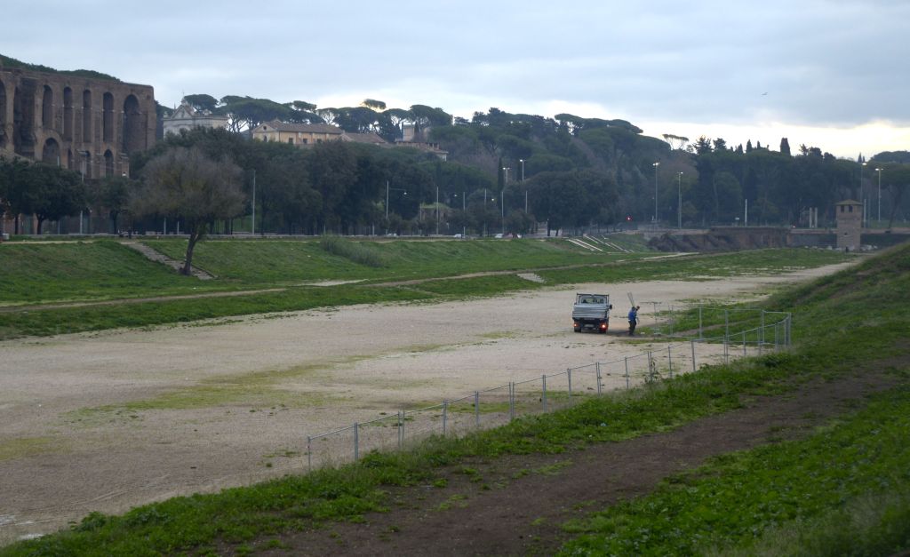 I preparativi per il concerto di "Capodanno" al Circo Massimo sono in pieno svolgimento a Roma. La...