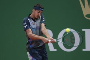 Lorenzo Sonego è un tennista italiano che ha partecipato al Rolex Monte-Carlo 2024, un evento di...