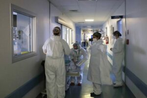 Diminuzione del 1,9% dei nuovi casi di Covid in una settimana in Italia